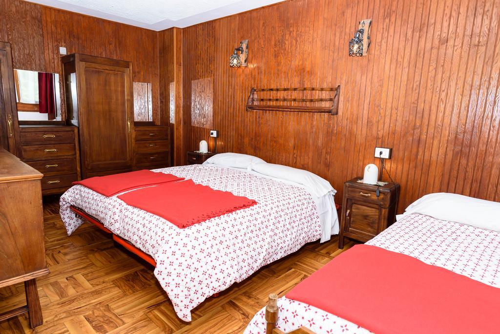 Hotel Genzianella Champoluc Bagian luar foto