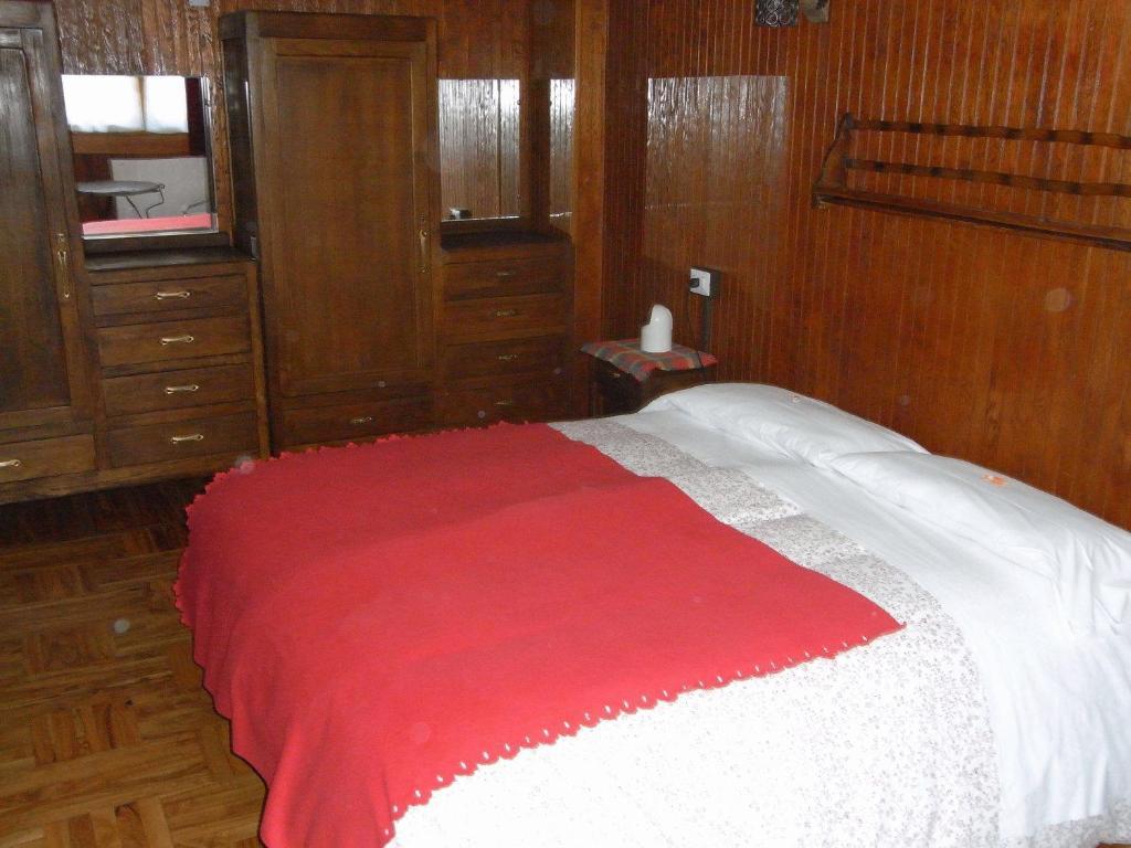 Hotel Genzianella Champoluc Ruang foto